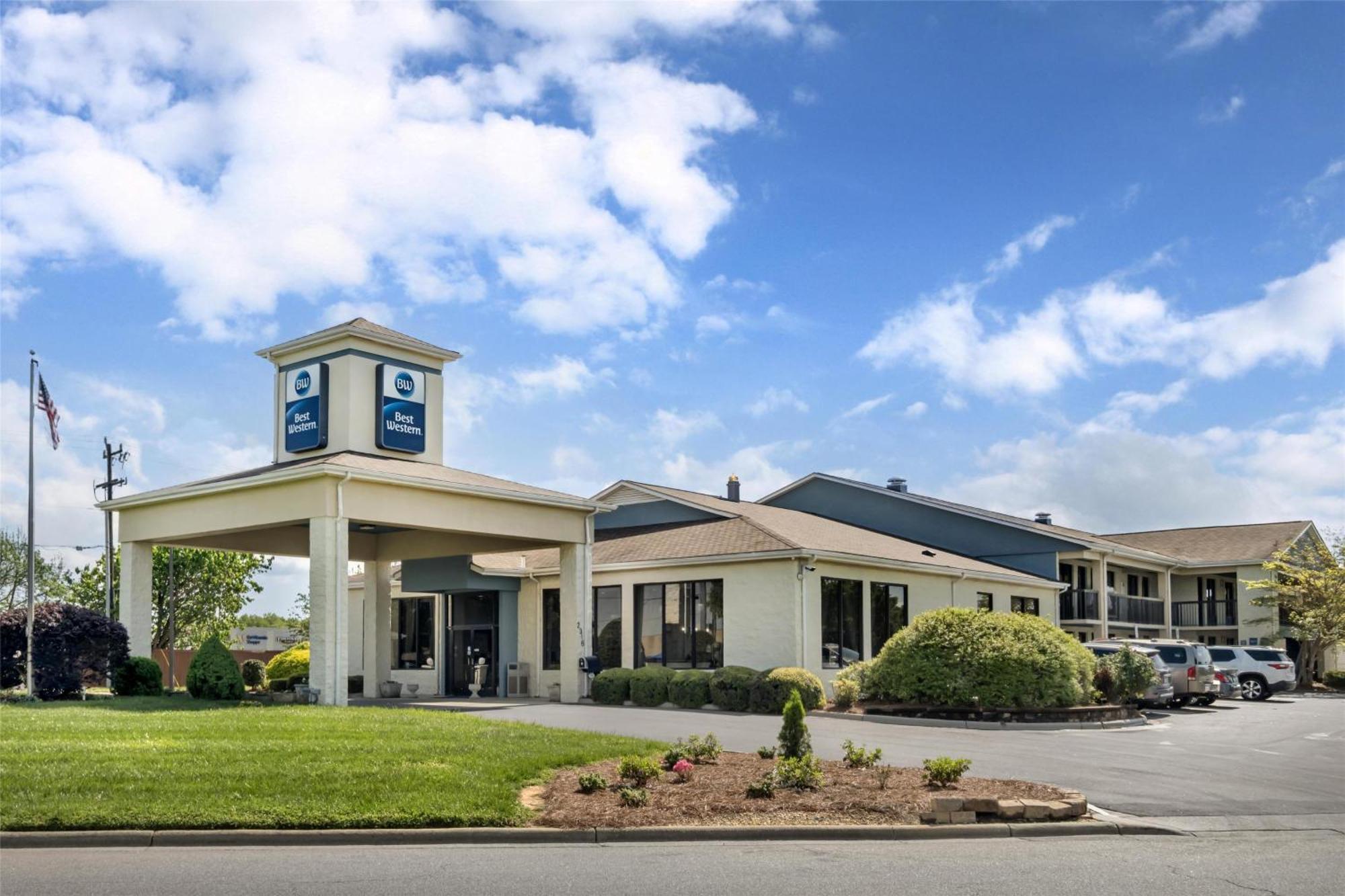 Best Western Inn & Suites Monroe Εξωτερικό φωτογραφία