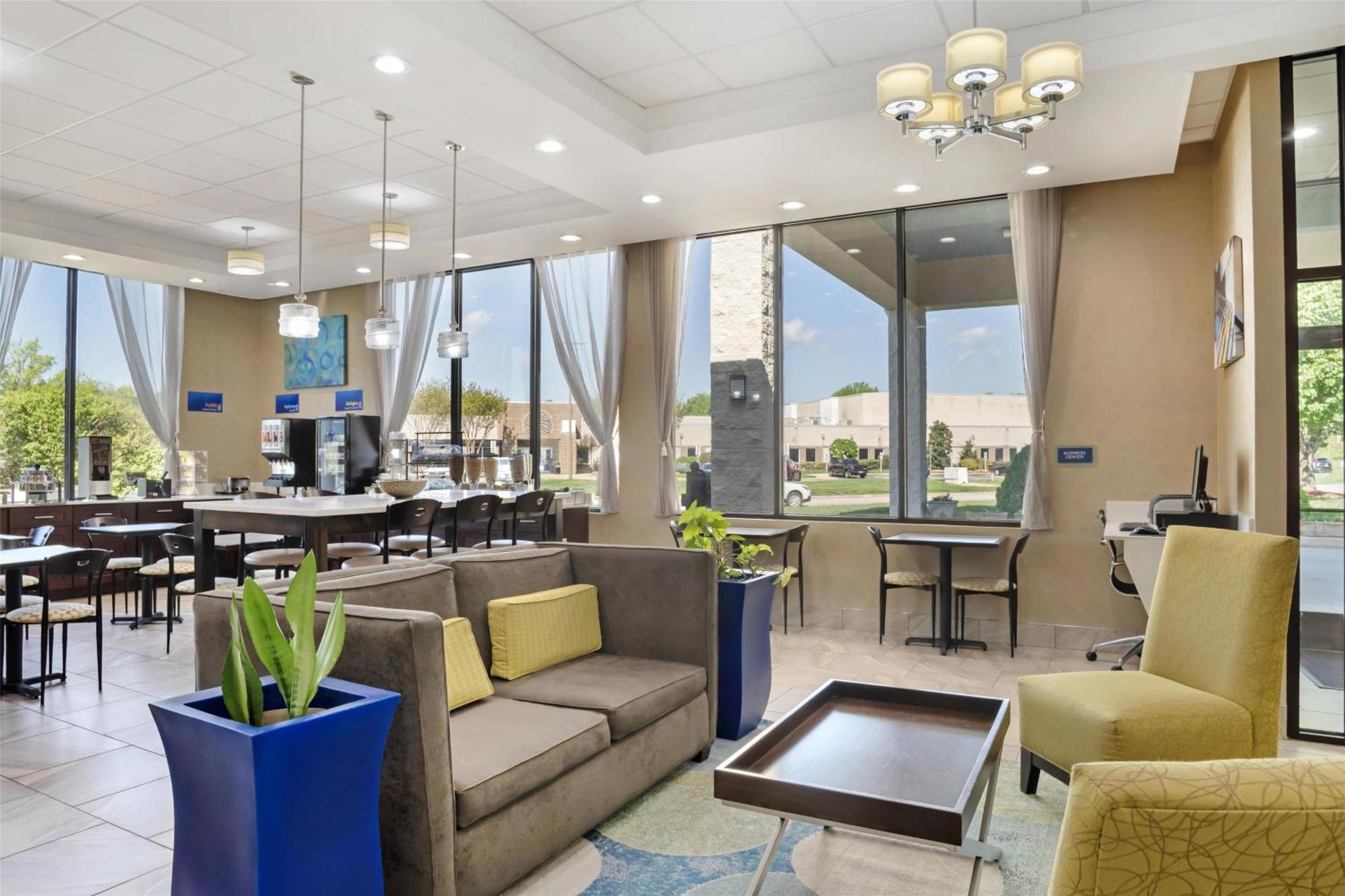 Best Western Inn & Suites Monroe Εξωτερικό φωτογραφία