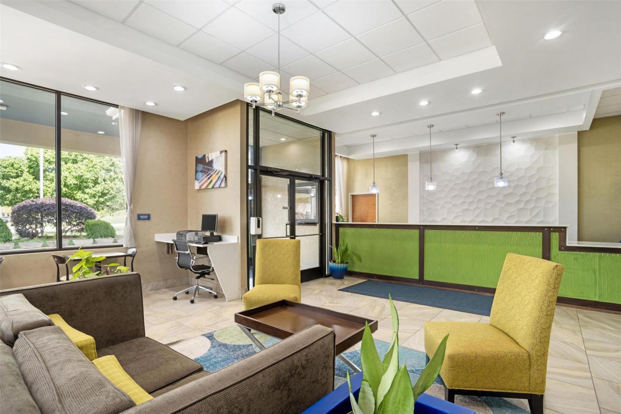 Best Western Inn & Suites Monroe Εξωτερικό φωτογραφία