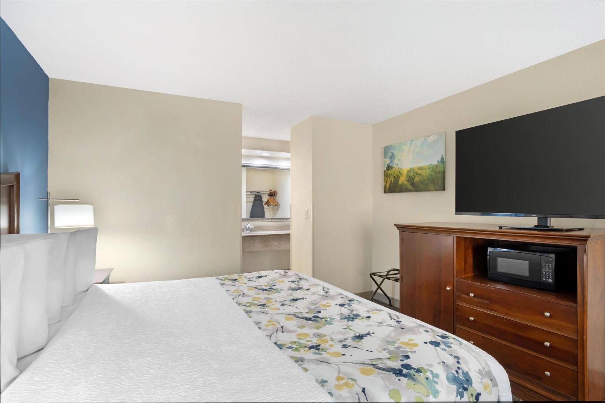 Best Western Inn & Suites Monroe Εξωτερικό φωτογραφία