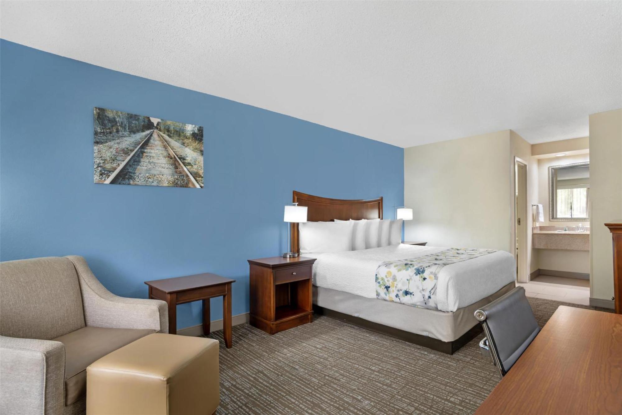 Best Western Inn & Suites Monroe Εξωτερικό φωτογραφία