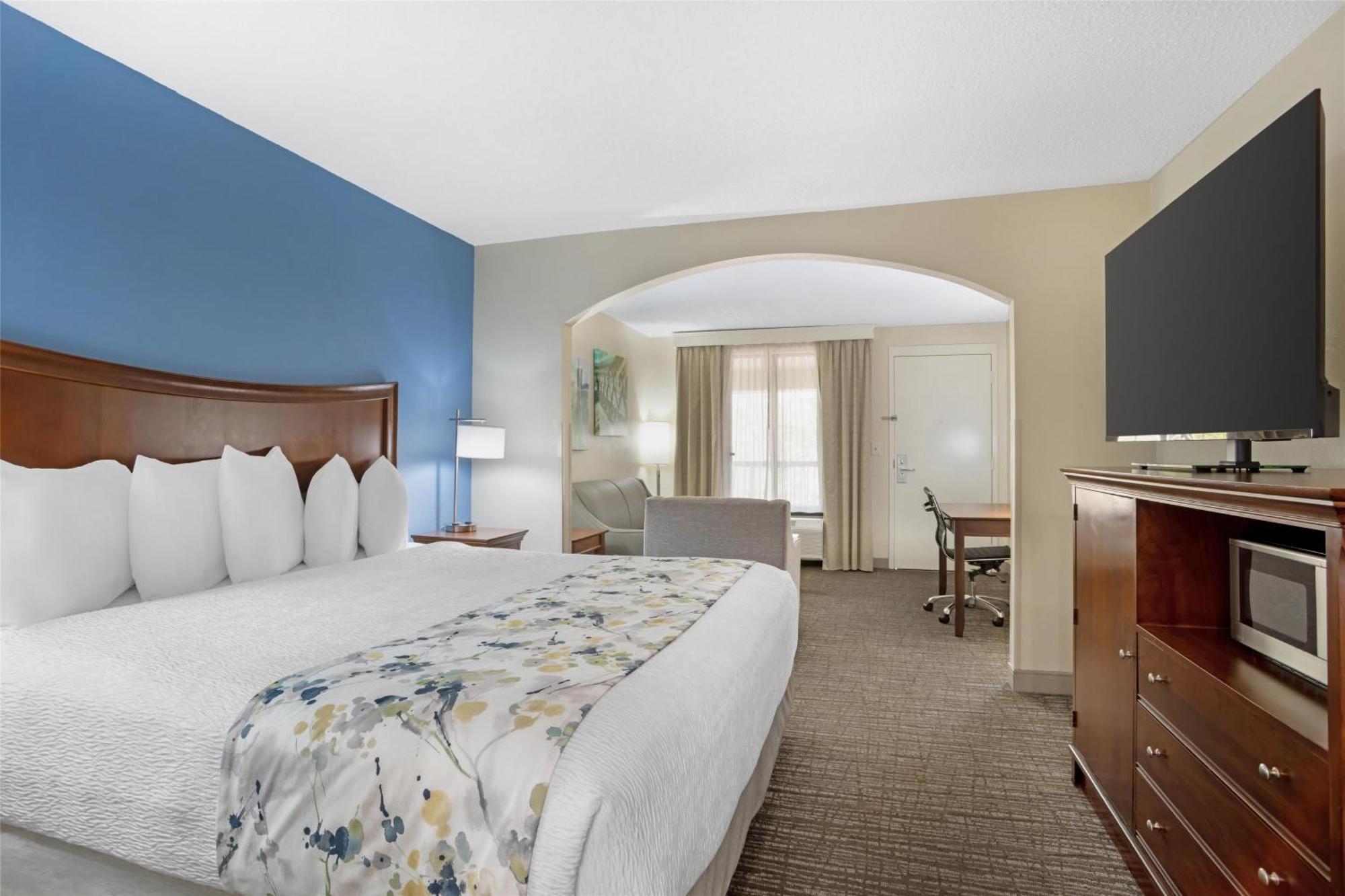 Best Western Inn & Suites Monroe Εξωτερικό φωτογραφία
