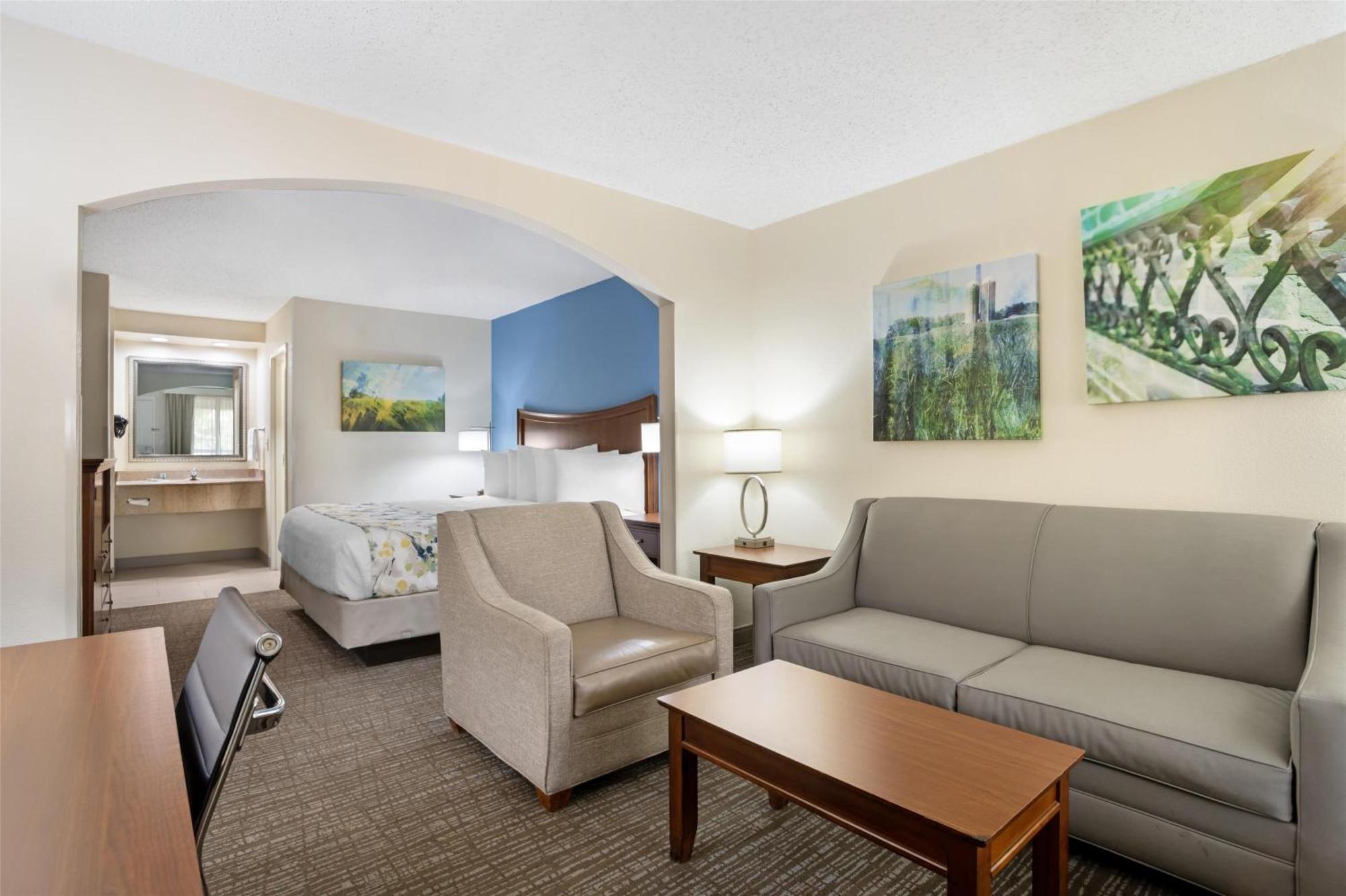 Best Western Inn & Suites Monroe Εξωτερικό φωτογραφία