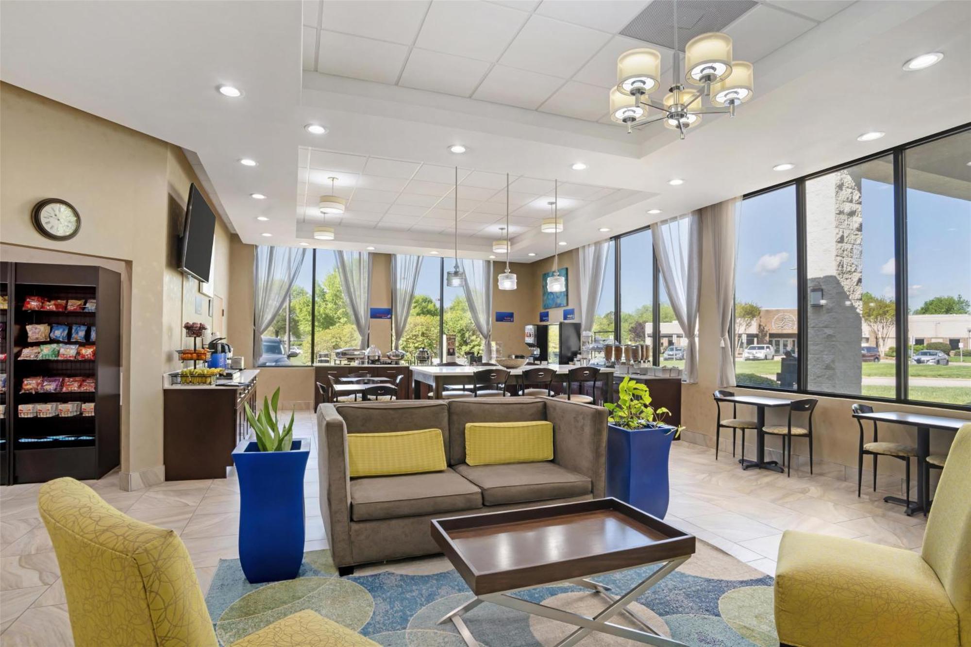 Best Western Inn & Suites Monroe Εξωτερικό φωτογραφία